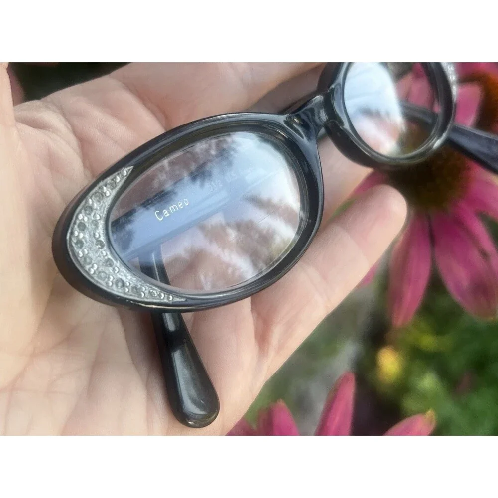 Vintage 1960s Cameo Black Rhinestone Cat Eye Eyeglass Frames USA 46/20 5½